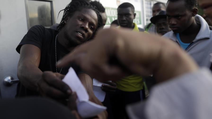 Interceptan 128 migrantes en Guatemala de los que la mayoría son haitianos