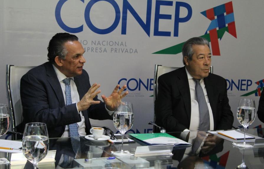 El CONEP felicita al Ministerio de Administración Pública por su labor 