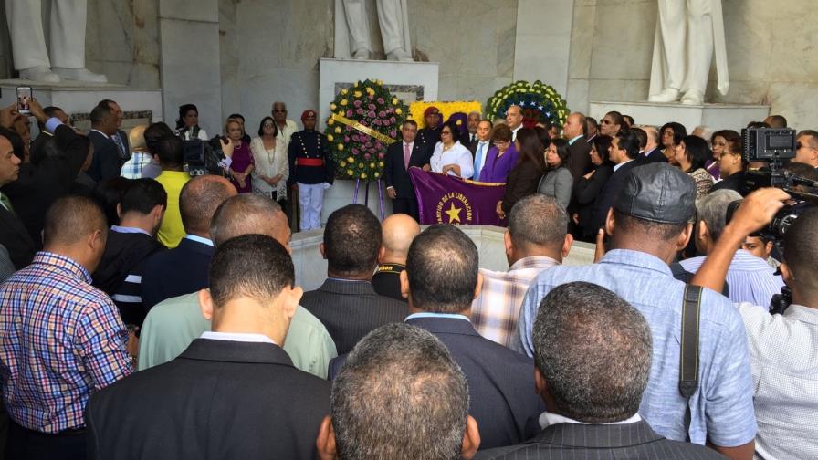 El PLD dice que su unidad no está en peligro, al conmemorar su aniversario 43 El PLD dice que su unidad no está en peligro, al conmemorar su aniversario 43