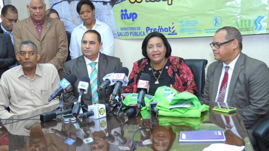 Ministerio de Salud en jornada de oración por la Navidad y Año Nuevo Ministerio de Salud en jornada de oración por la Navidad y Año Nuevo