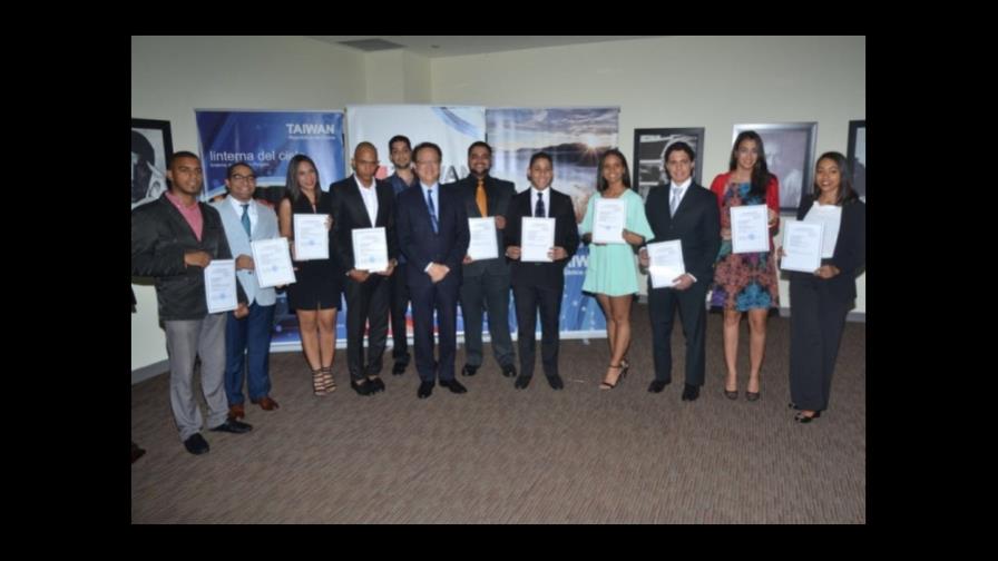 Embajada de Taiwán anuncia admisiones para becas de medicina