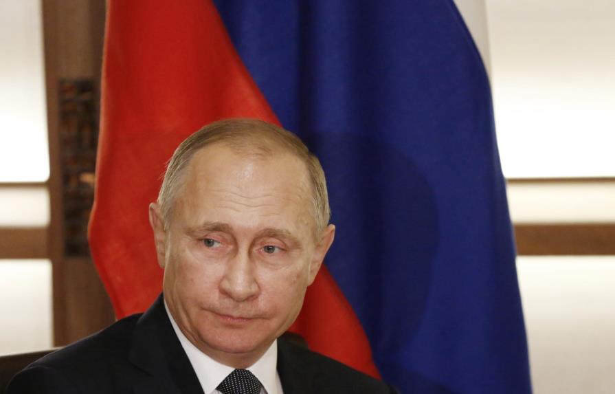 EE.UU. atribuye a Putin responsabilidad de pirateo electoral y anuncia represalias