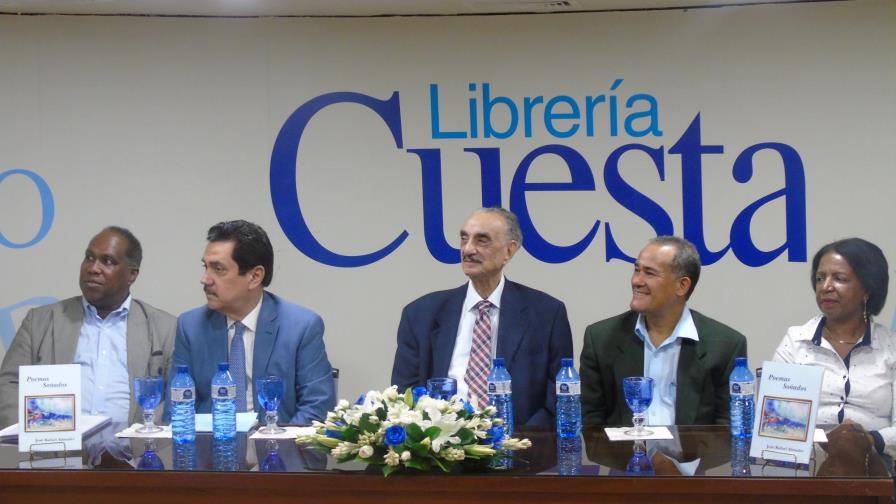 José Rafael Abinader pone en circulación libro de poemas