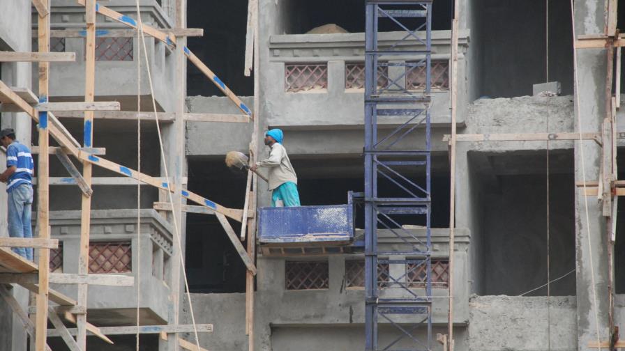Sector privado invierte RD$18,989 millones en construcción este año Sector privado invierte RD$18,989 millones en construcción este año