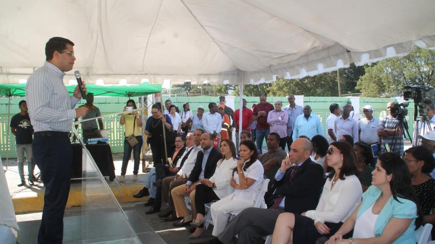 Collado anuncia que el PNUD manejará  las licitaciones y las compras del Ayuntamiento del DN