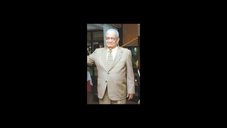 El narrador de béisbol Papi Pimentel sufre derrame