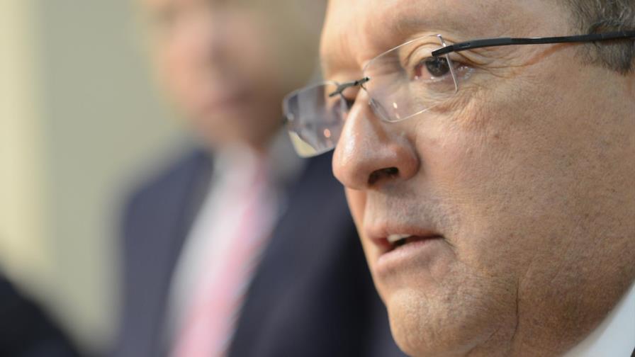 Ministro de Agricultura asegura hay suficiente arroz, cerdos y pollos para la demanda navideña