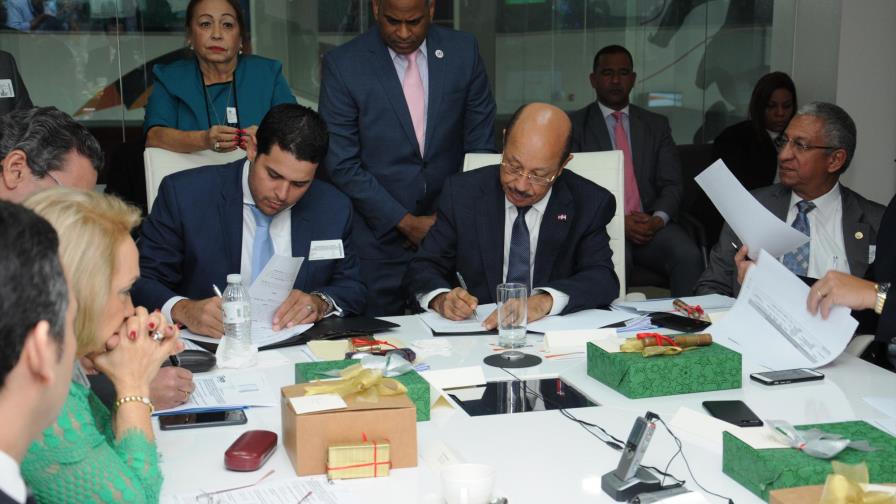 CNZFE aprueba 16 nuevas empresas de zonas francas CNZFE aprueba 16 nuevas empresas de zonas francas