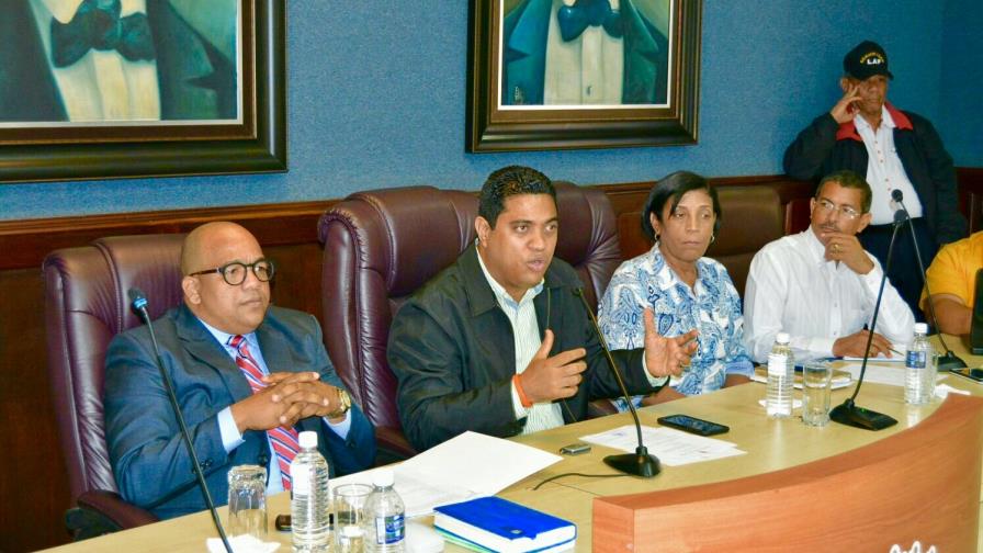 Alcaldía LV dará sueldo 13 sin acudir a préstamos Alcaldía LV dará sueldo 13 sin acudir a préstamos