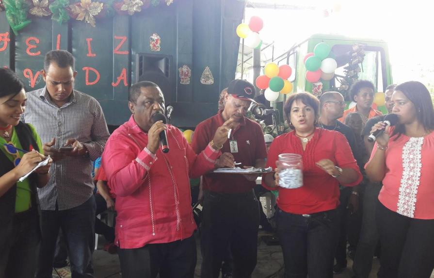 Alcaldía de La Romana celebra fiesta navideña a sus obreros 