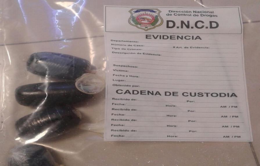 Decomisan paquetes de marihuana en importadora de Santo Domingo Este 
