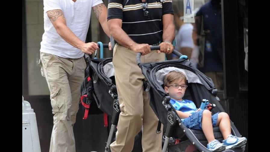 Padre de Ricky Martin en condición crítica tras sufrir derrame cerebral Padre de Ricky Martin en condición crítica tras sufrir derrame cerebral