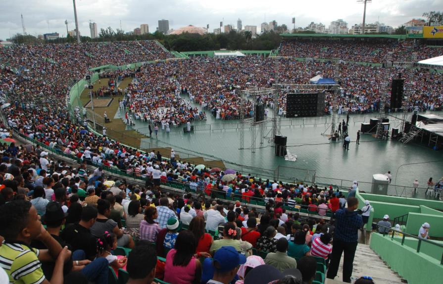 Pastor Ezequiel Molina aspira a que se haga una “purga” en la Policía