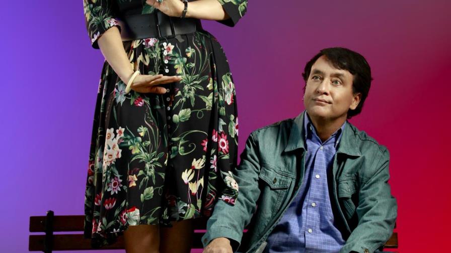 Banco de parque; striptease emocional une en escena a María y a Manuel