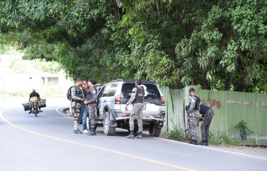 Encuentran fusil y pertrechos militares durante búsqueda de Percival Matos