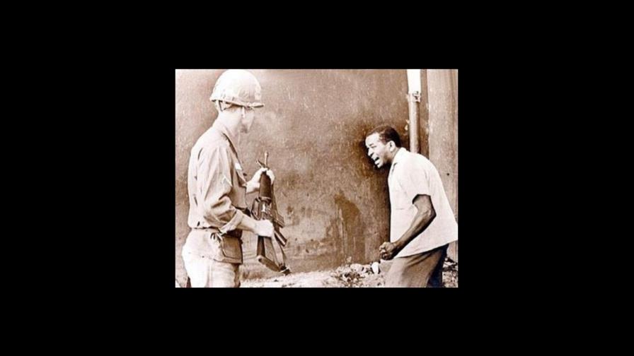 Muere el autor de la fotografía “de la resistencia cívica”, Juan Pérez Terrero Muere el autor de la fotografía “de la resistencia cívica”, Juan Pérez Terrero