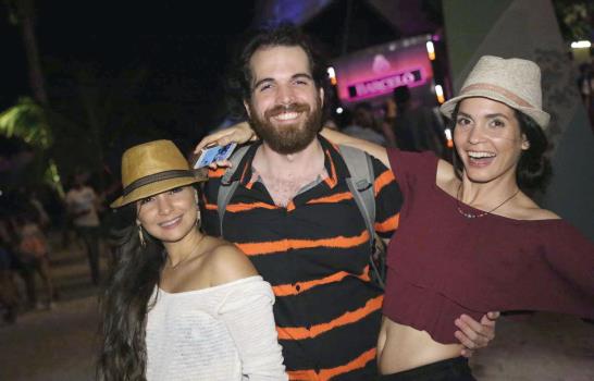 Playa y música electrónica