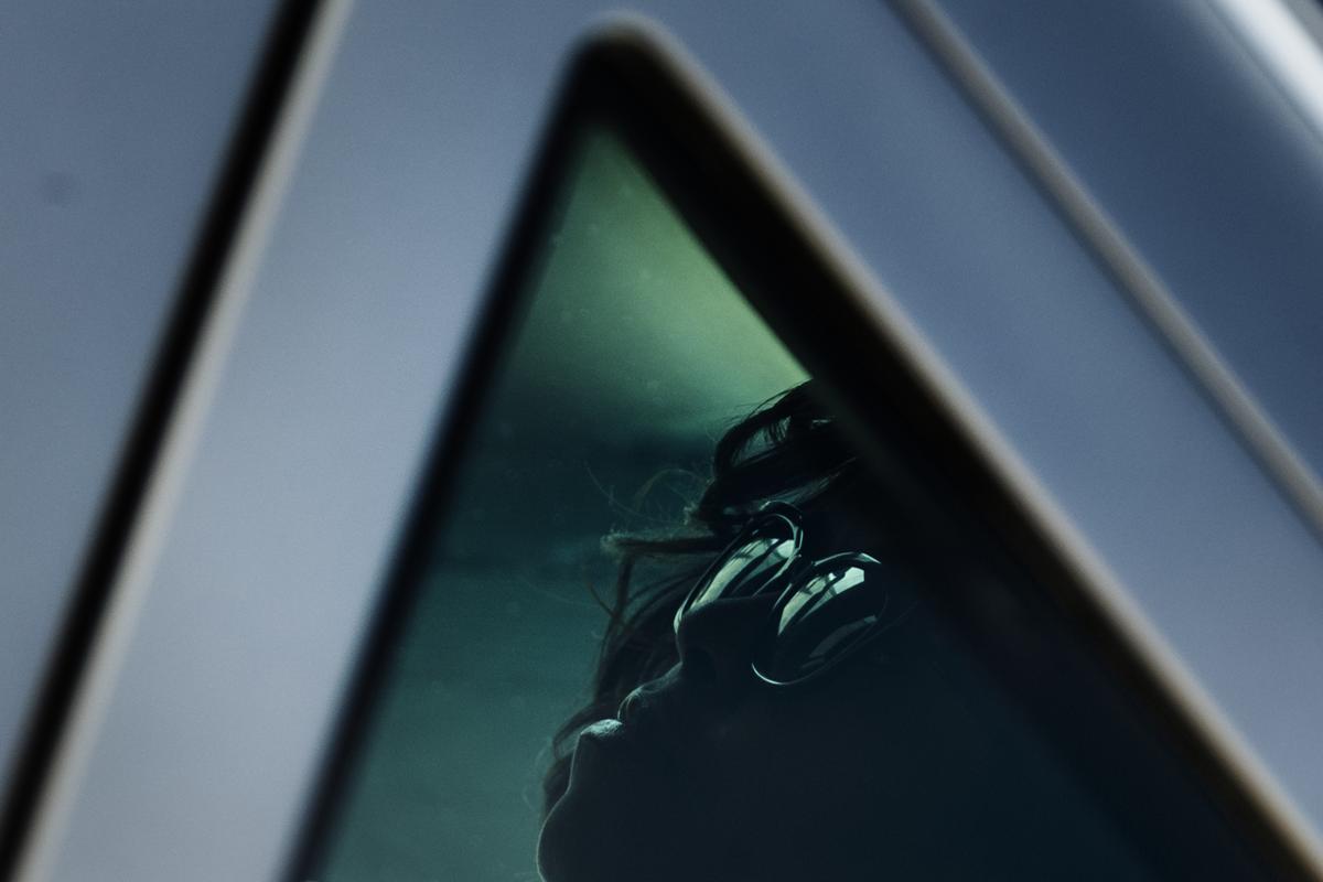 El 29 de junio la primera dama estadounidense, Michelle Obama, se sienta en un automóvil a su llegada a la base militar de Torrejón de Ardoz, cerca de Madrid, España, la última etapa de una gira por tres naciones para promover su iniciativa global de educación para las niñas.