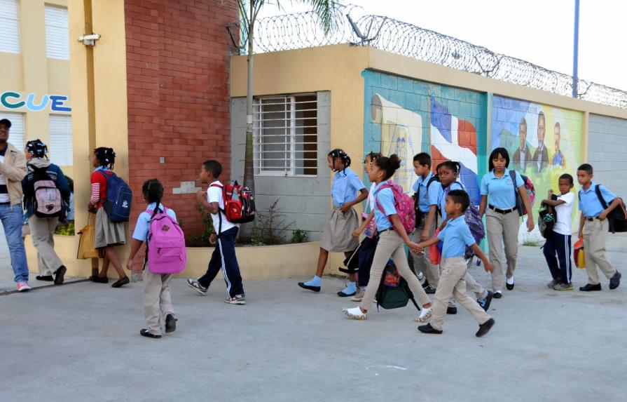 Ministerio de Educación anuncia que la docencia inicia el próximo martes 