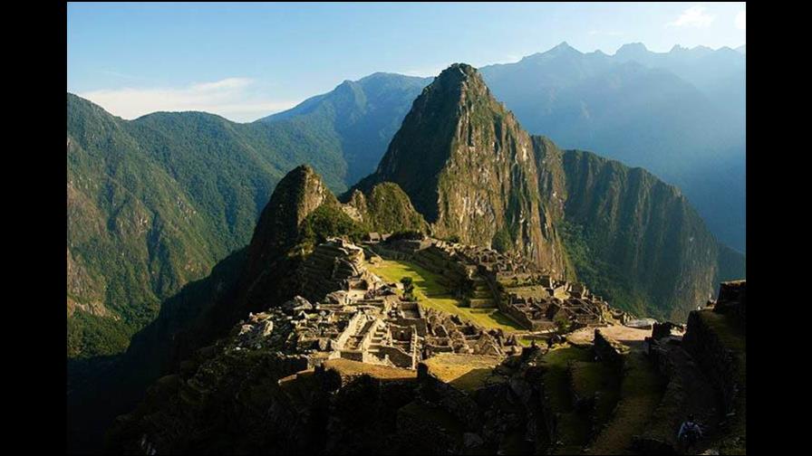 Machu Picchu sufre sobrecarga turística que lo pone en peligro, alerta Contraloría peruana Machu Picchu sufre sobrecarga turística que lo pone en peligro, alerta Contraloría peruana