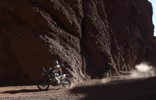 Barreda arrasa en la tercera etapa y es nuevo líder en motos en Rally Dakar