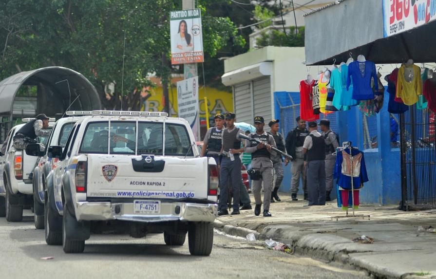 Patrulla policial abate a tiros a joven en Guayacanes