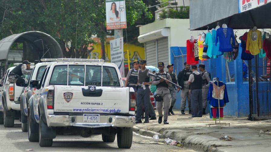 Patrulla policial abate a tiros a joven en Guayacanes