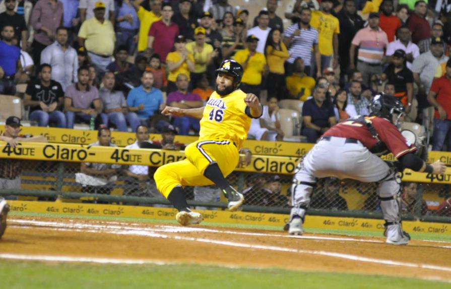 Las Águilas avanzan sin control; vencen a los Gigantes y ganan su sexto en línea