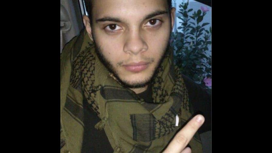 Un joven exmilitar hispano, el autor de tiroteo en aeropuerto de EE.UU.