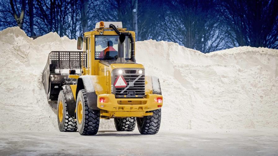 Las heladas y nevadas causan unos 200 accidentes de tráfico en Holanda