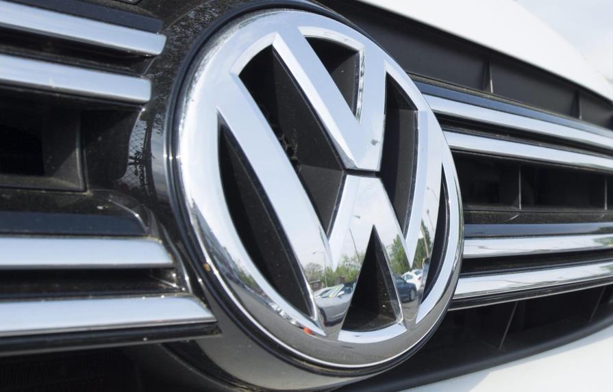 Ejecutivo de Volkswagen arrestado en EEUU por motores trucados