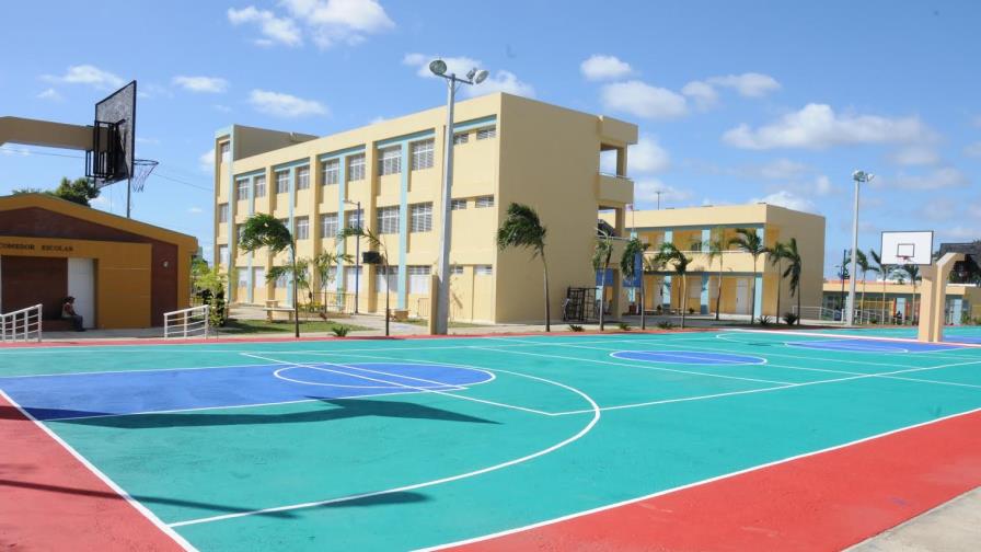 Los Tres Brazos estrena una escuela y un liceo con jornada extendida 