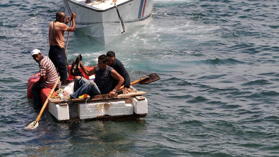 EE.UU. pone fin a la política de “pies secos/pies mojados” para cubanos
