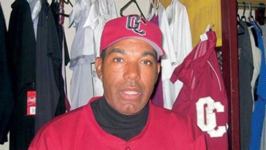 Arturo De Freites dirigirá a los Gigantes del Cibao Arturo De Freites dirigirá a los Gigantes del Cibao