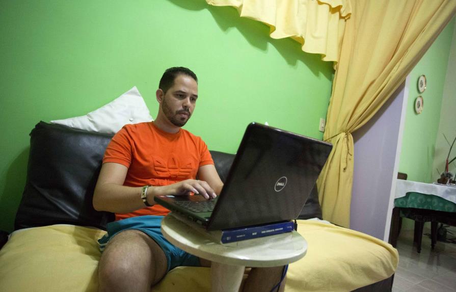 Cuba tiene singulares maneras de ingresar a internet