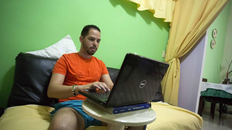 Concluye primera ronda de diálogos en Cuba entre estudiantes y autoridades por tarifas de internet
