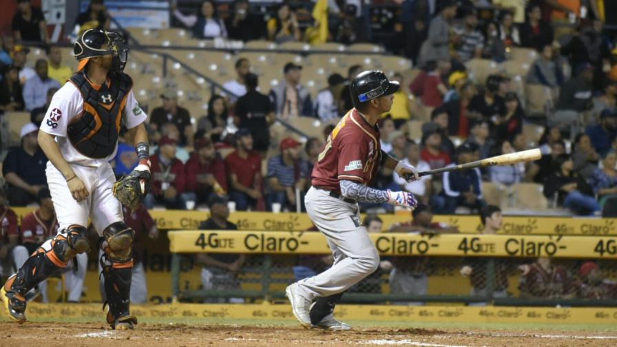 Jonrón de Garabez Rosa en triunfo de los Gigantes sobre las Águilas