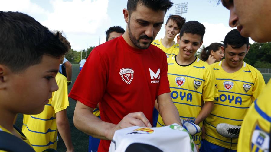 David Villa aspira a administrar academias de fútbol tras su retirada 