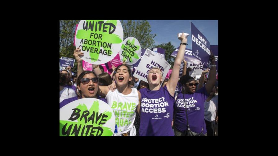 Abortos en EE.UU. están a su más bajo nivel desde 1974 