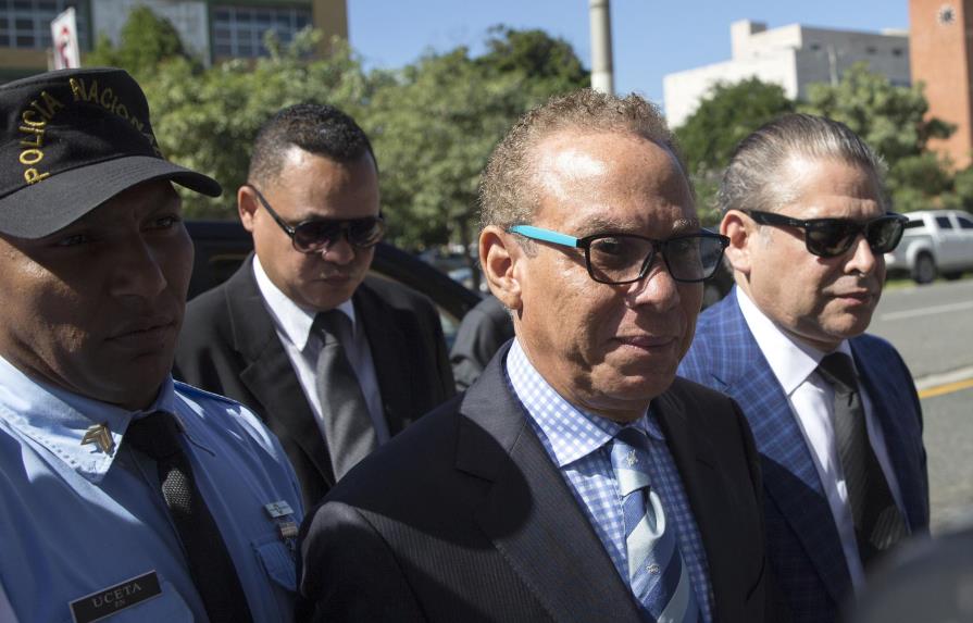 Ángel Rondón se encuentra en la Procuraduría tras solicitar cita con Jean Alain Rodríguez