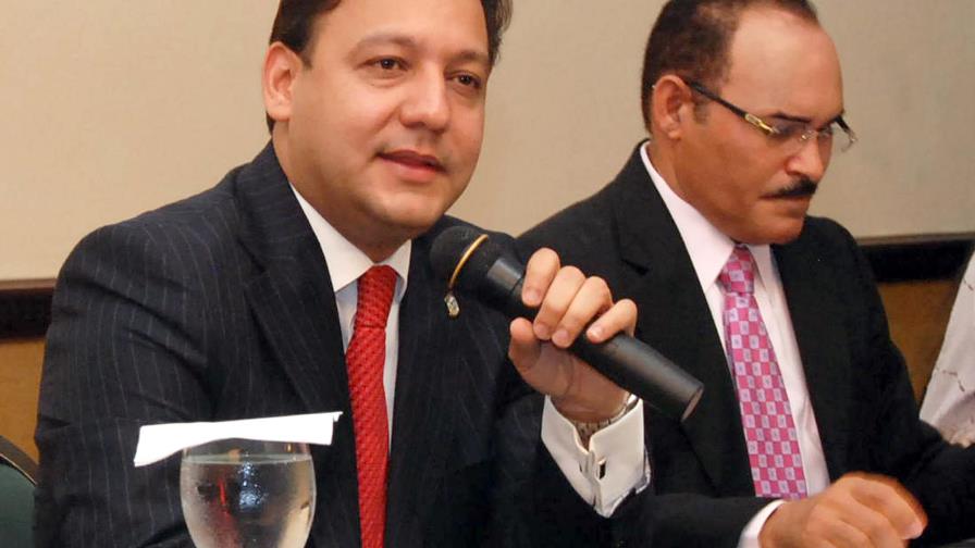 Abel Martínez denuncia peledeístas traman campaña en su contra Abel Martínez denuncia peledeístas traman campaña en su contra