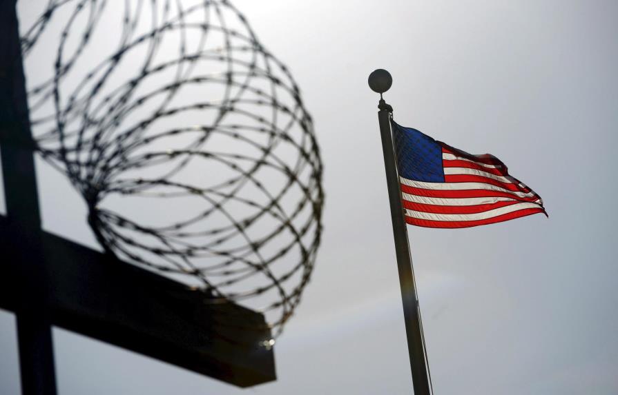 EE.UU. libera a cuatro presos de Guantánamo, cárcel que queda con 41 reclusos