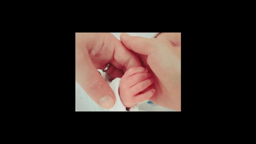 La cantante Anahí da a luz a su primer hijo