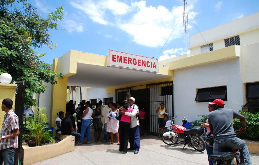 Médicos del hospital Juan Pablo Pina se van al paro indefinido a partir del lunes
