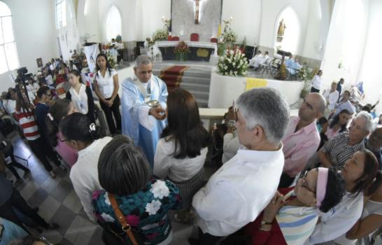 Católicos celebraron a la Virgen de La Altagracia