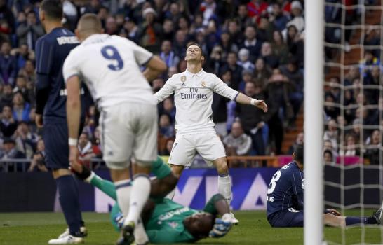 Ramos y Madrid se reivindican en triunfo 2-1 sobre Málaga 