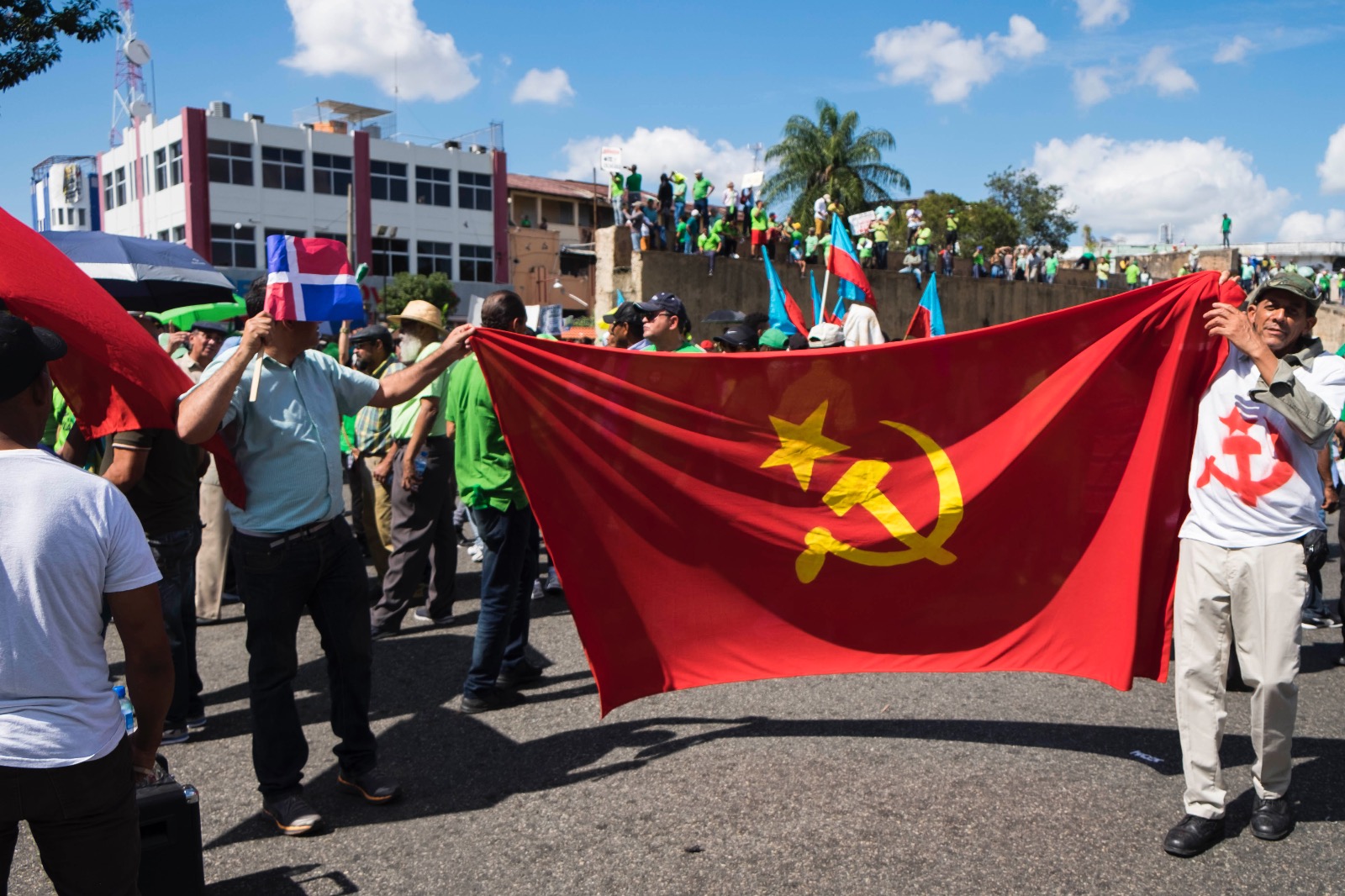 Otros manifestantes.