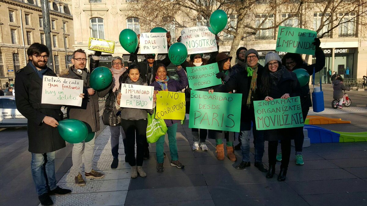Líderes comunitarios de origen dominicano salieron a las calles desde distintos puntos de la ciudad de París, Francia, y exhibieron pancartas en apoyo a la marcha “Fin de la impunidad”.