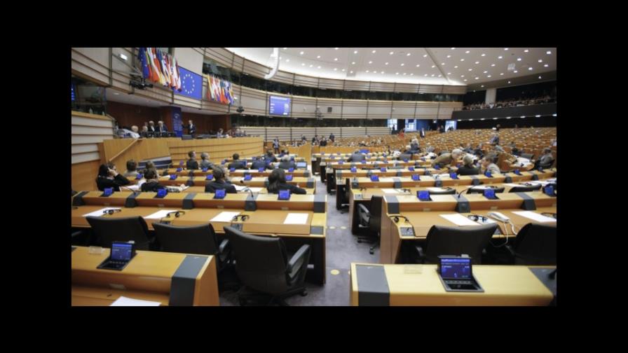 Comisión de Comercio del Parlamento Europeo apoya el acuerdo comercial entre la UE y Canadá Comisión de Comercio del Parlamento Europeo apoya el acuerdo comercial entre la UE y Canadá