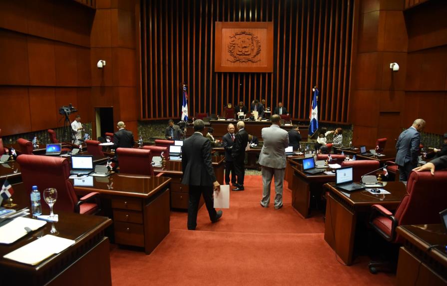 Senadores escuchan a miembros de la sociedad civil para la escogencia de la Cámara de Cuentas